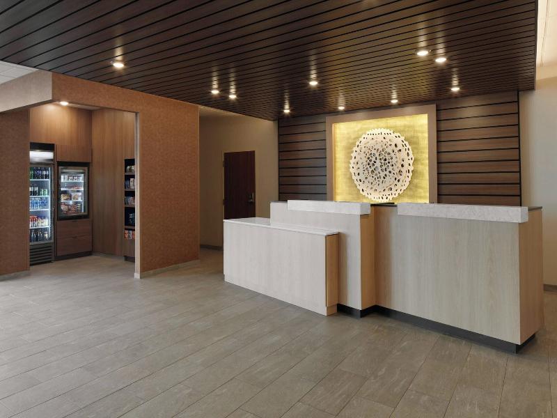 Fairfield Inn & Suites by Marriott Louisville New  image