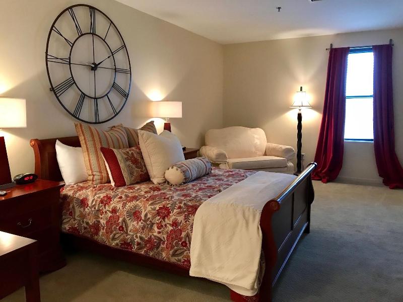 Ophelias Restaurant & Inn image