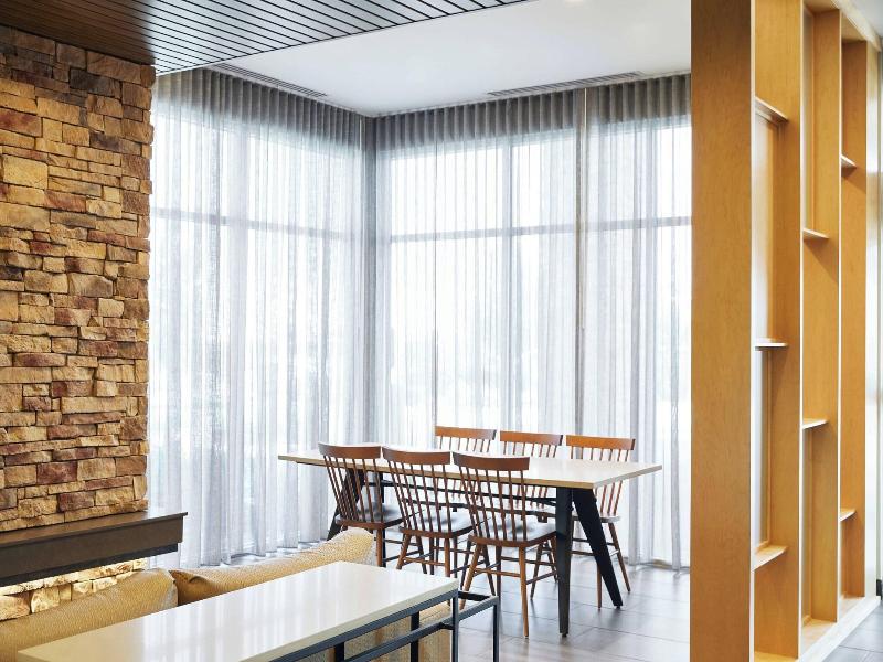 Fairfield Inn & Suites by Marriott Kansas City Bel