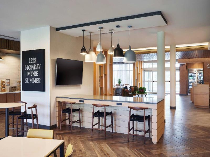 Fairfield Inn & Suites by Marriott Kansas City Bel
