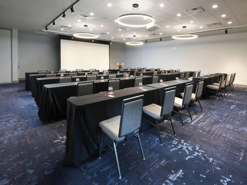 Aloft Dallas Euless image