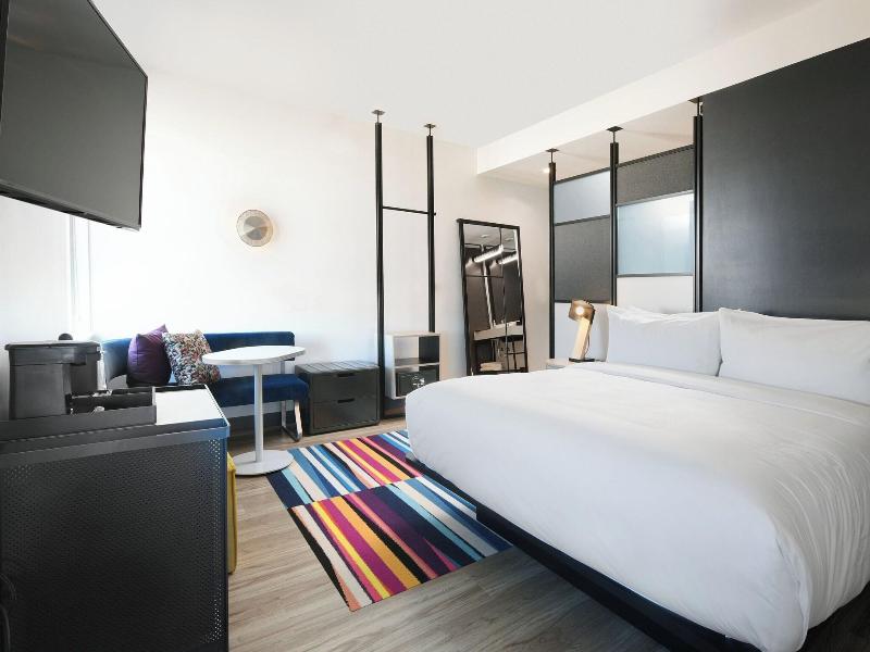 Aloft Dallas Euless image