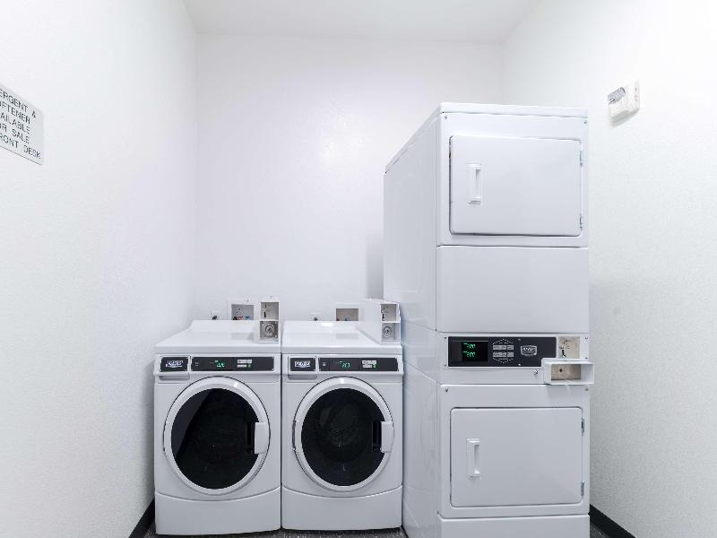 Motel 6 Fort Worth, TX - Fort Worth Saginaw image