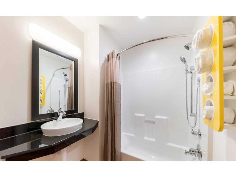 Motel 6 Fort Worth, TX - North - Saginaw GA image