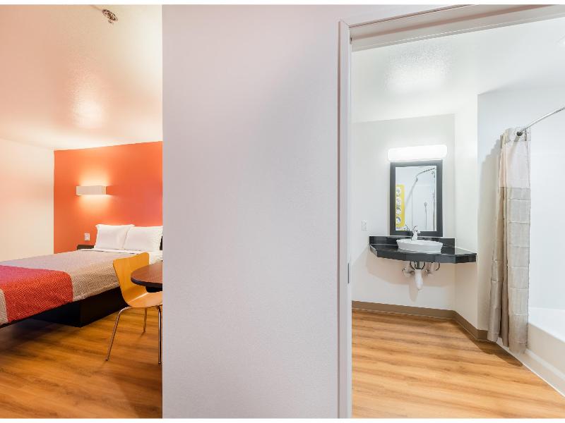 Motel 6 Fort Worth, TX - North - Saginaw GA image