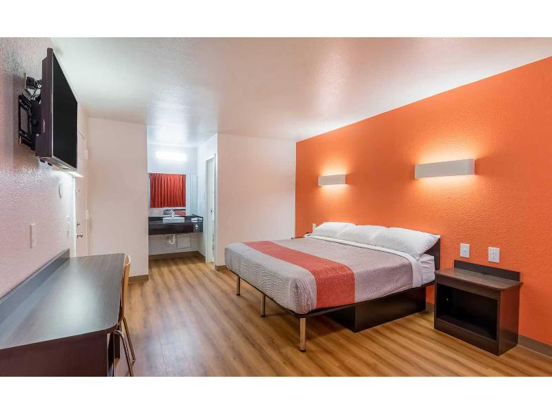 Motel 6-Arlington, TX - UTA GA image