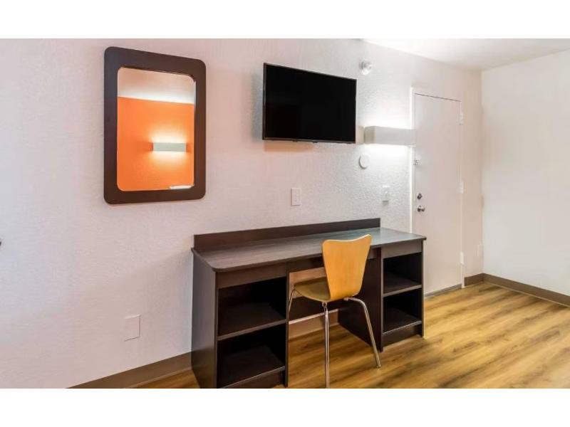 Motel 6-Arlington, TX - UTA GA image