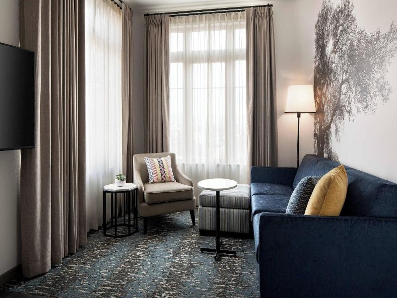 Residence Inn By Marriott Los Angeles Glendale image