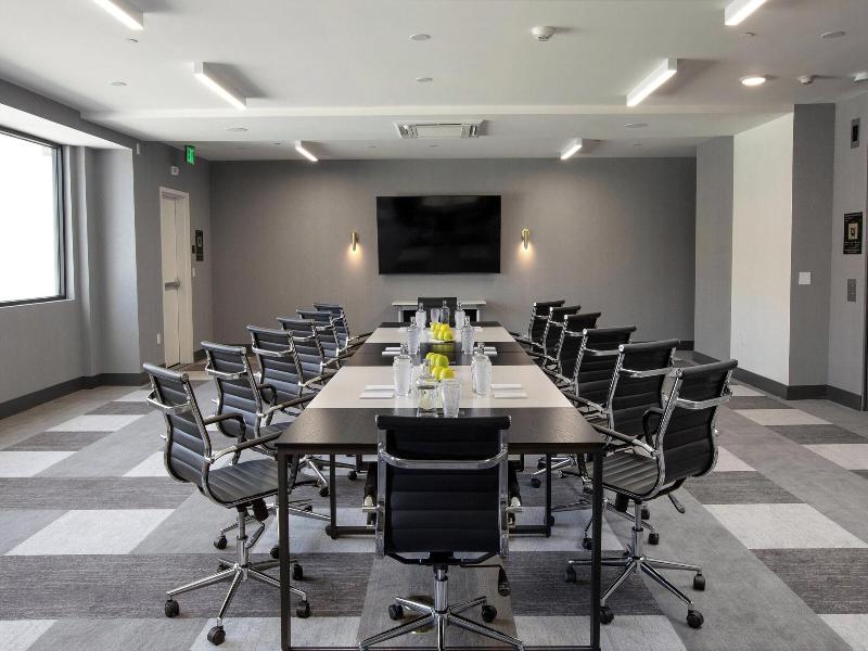 The Glenmark, Glendale, a Tribute Portfolio Hotel image