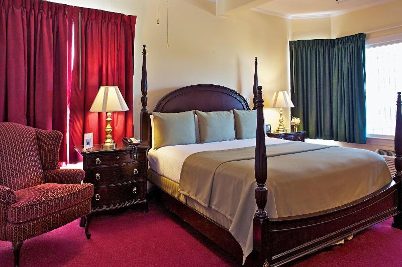 Green Park Inn image