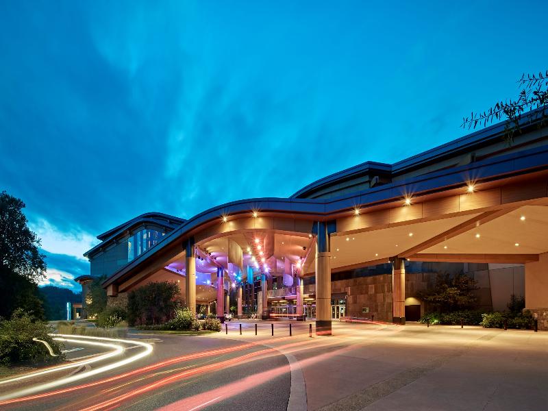 Harrah’s Cherokee Valley River Casino Hotel image