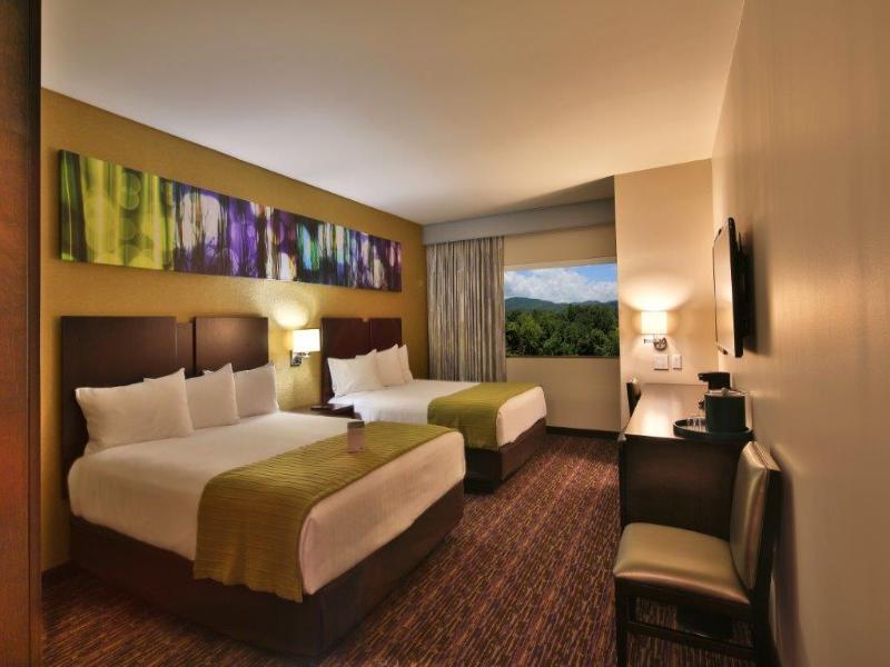 Harrah's Cherokee Valley River Hotel image