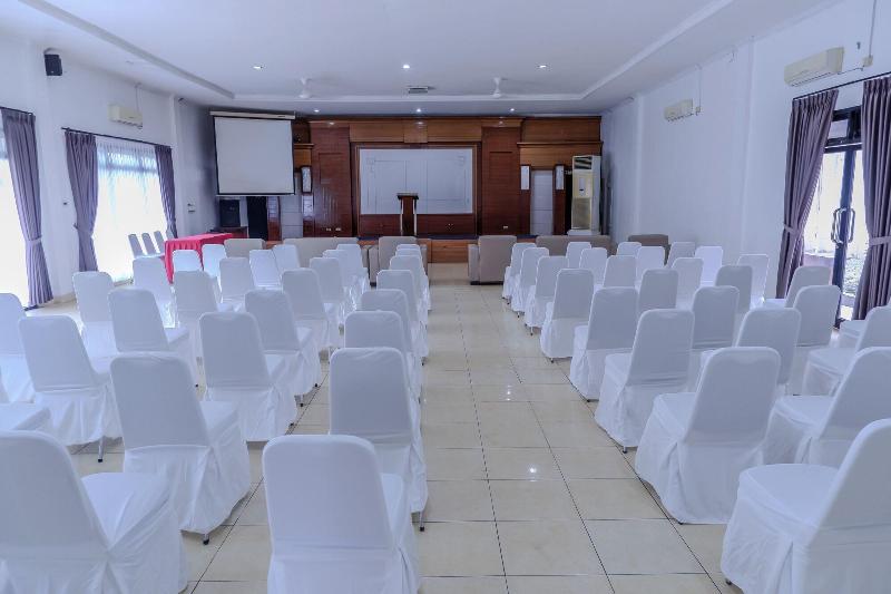 Hotel Hakmaz Taba Syariah Lubuk Linggau image