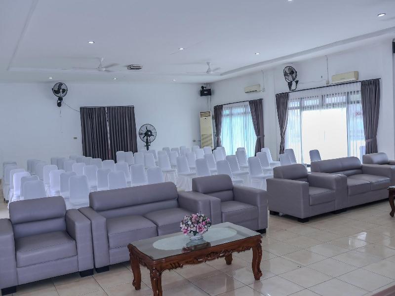 Hotel Hakmaz Taba Syariah Lubuk Linggau image
