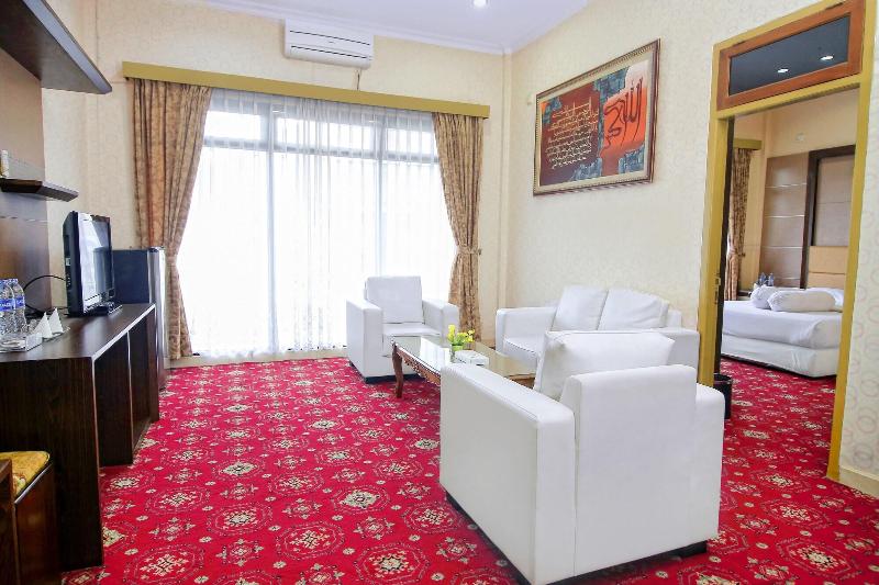 Hotel Hakmaz Taba Syariah Lubuk Linggau image