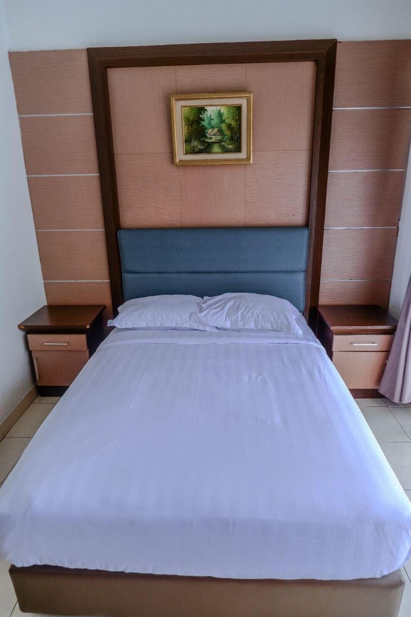 Hotel Hakmaz Taba Syariah Lubuk Linggau image