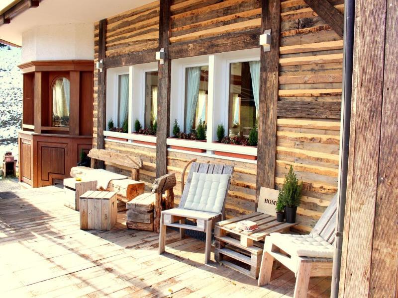 Kräuter Chalet image
