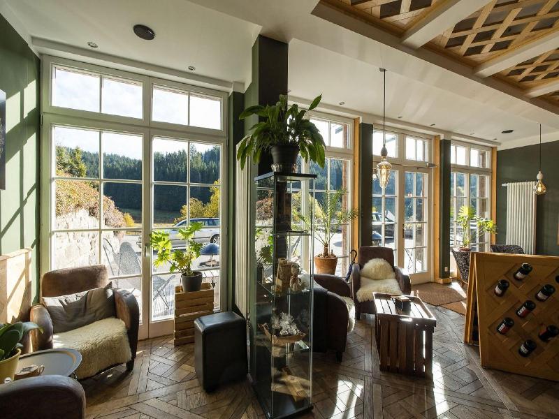 Kräuter Chalet image
