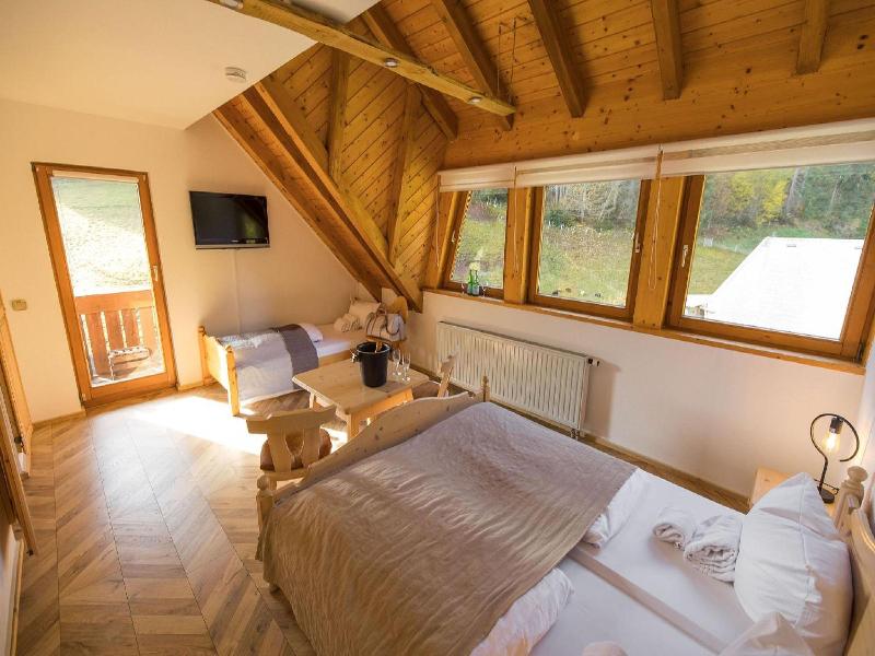 Kräuter Chalet image