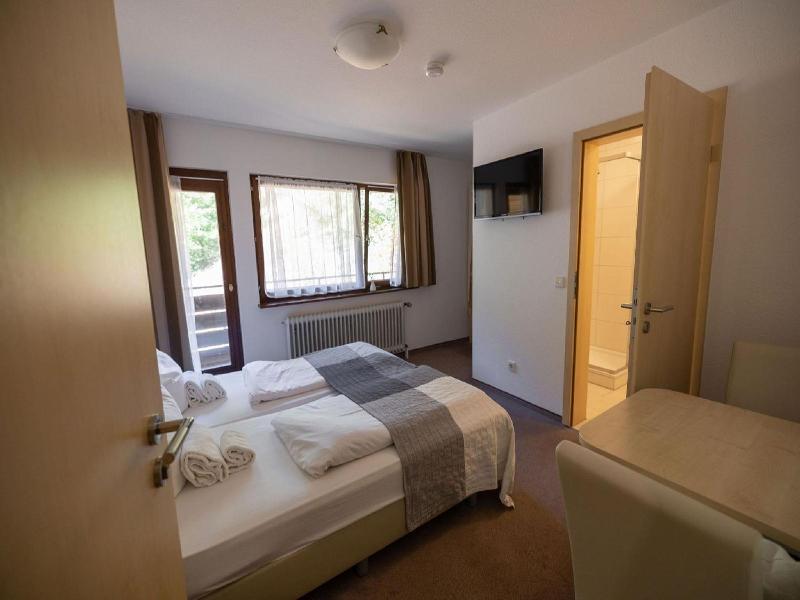 Kräuter Chalet image