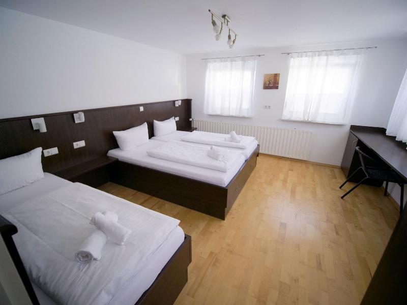 Gaestehaus Parkblick image