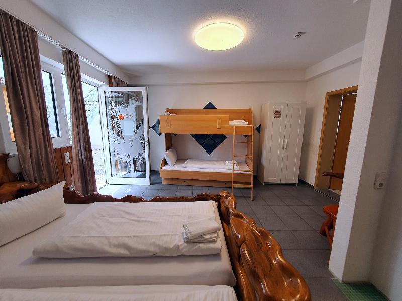 Gaestehaus Parkblick image