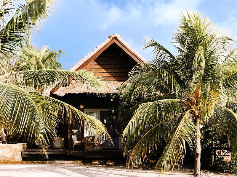 Meno House image