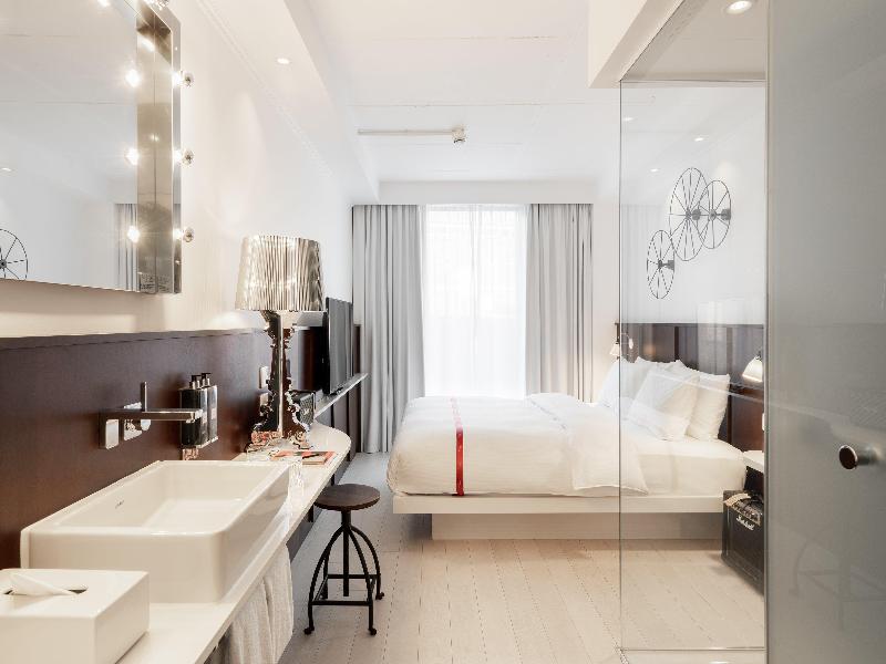 Ruby Lucy Hotel London by IHG image