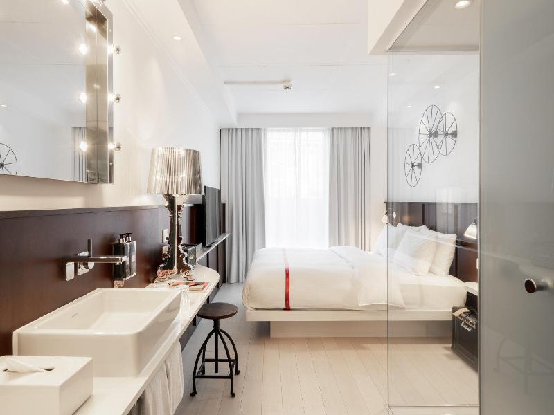 Ruby Lucy Hotel London by IHG image