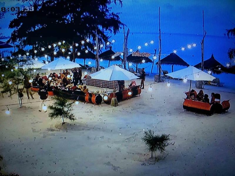 Madu Tiga Beach & Resort image
