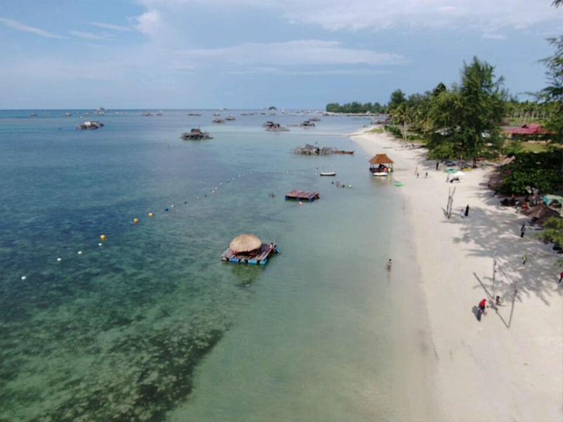 Madu Tiga Beach & Resort image