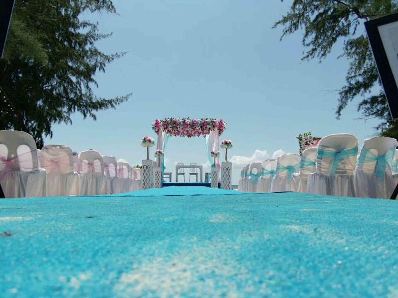 Madu Tiga Beach & Resort image