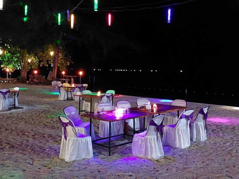Madu Tiga Beach & Resort image