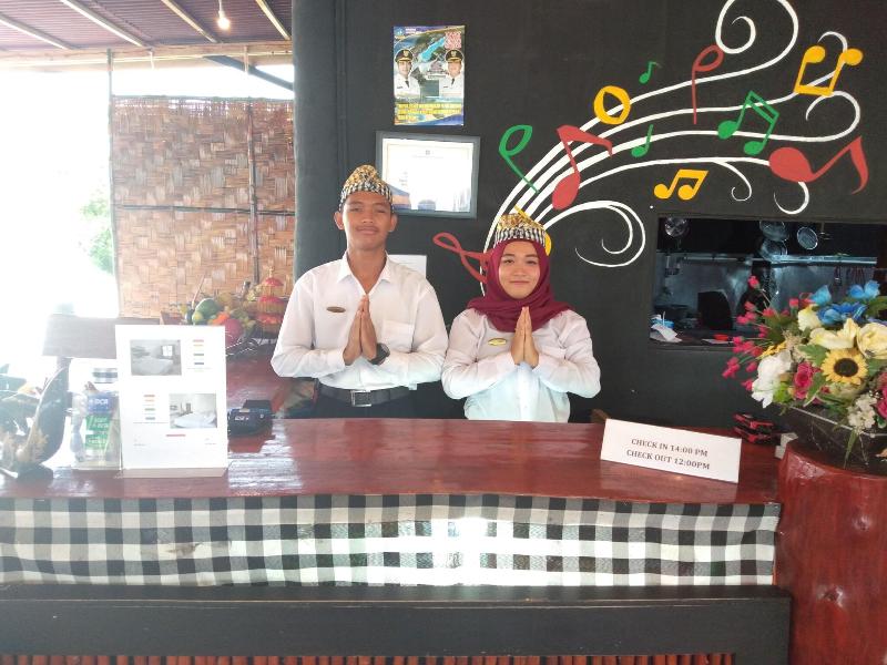 Madu Tiga Beach & Resort image