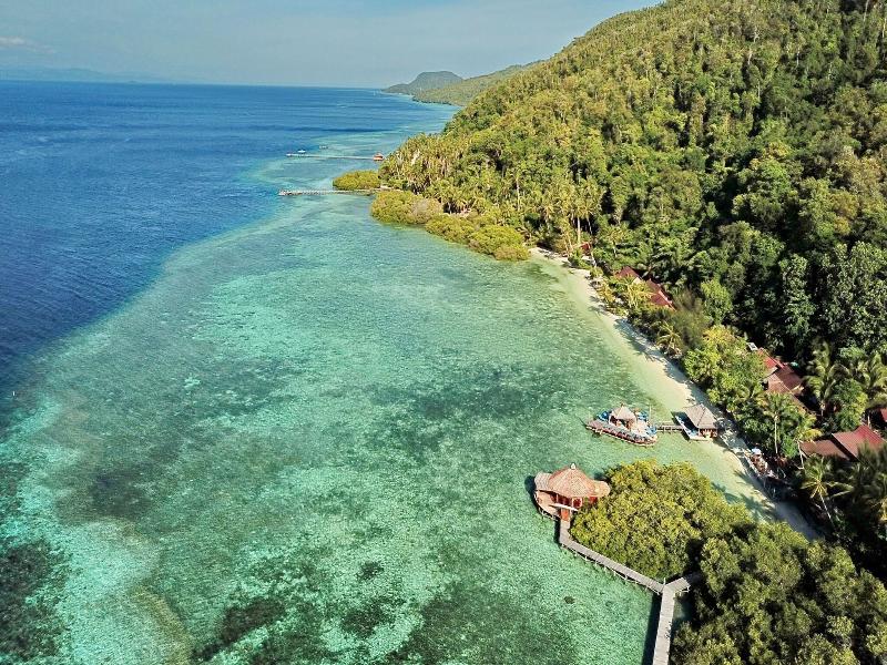 Raja Ampat Dive Lodge
