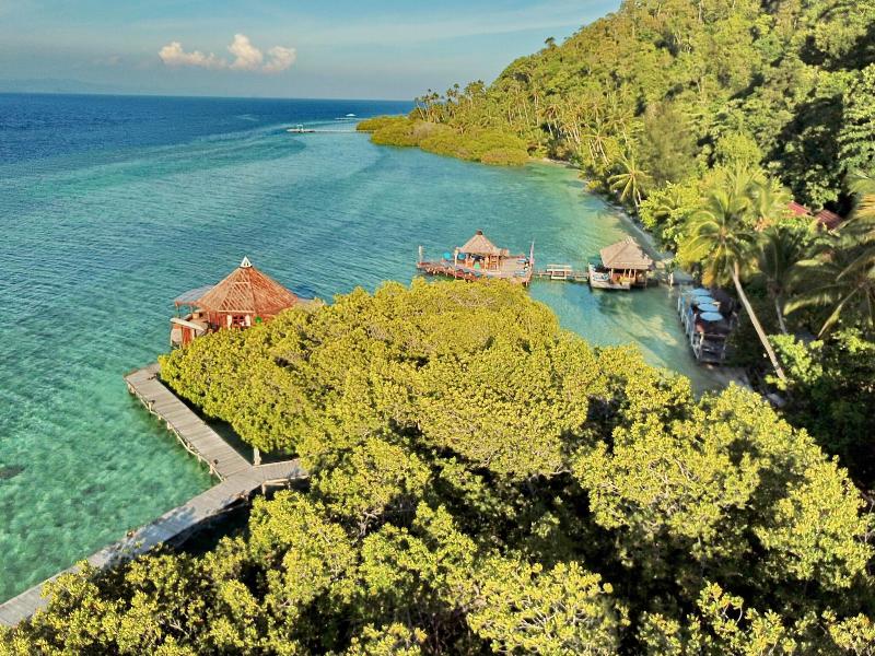 Raja Ampat Dive Lodge