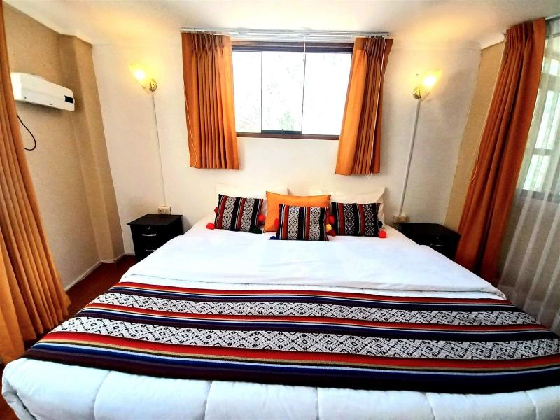 FAMILY ROOM TWO BEDS