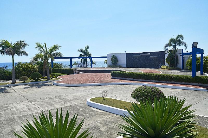 Thunderbird Resorts - Poro Point image