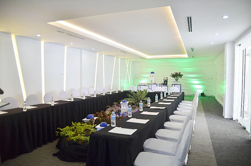 Thunderbird Resorts - Poro Point image