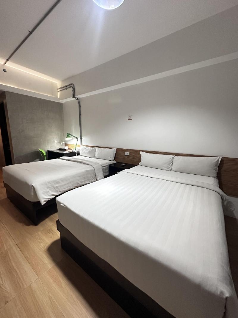 Travelbee Seaside Inn image
