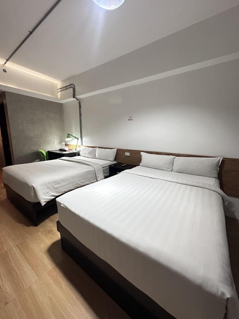 Travelbee Seaside Inn image