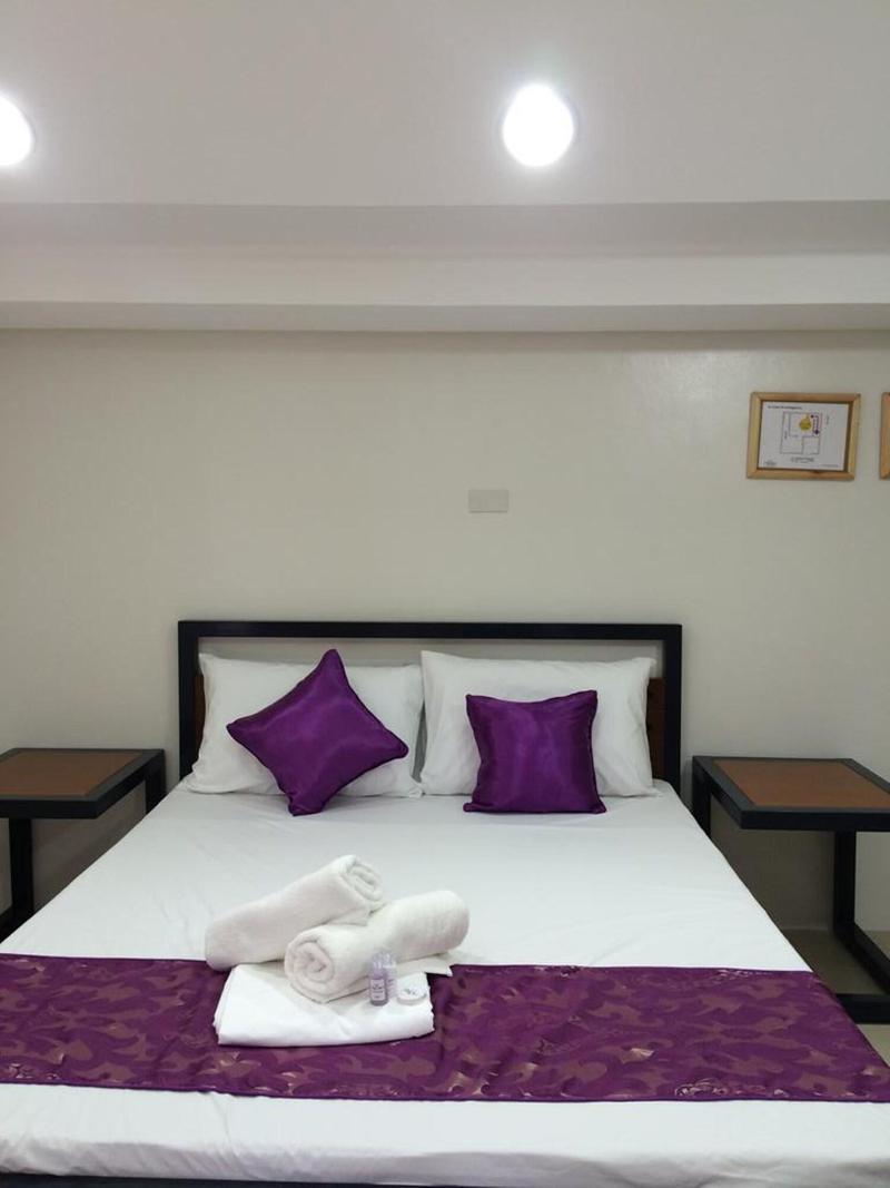 The Tavern Hotel image