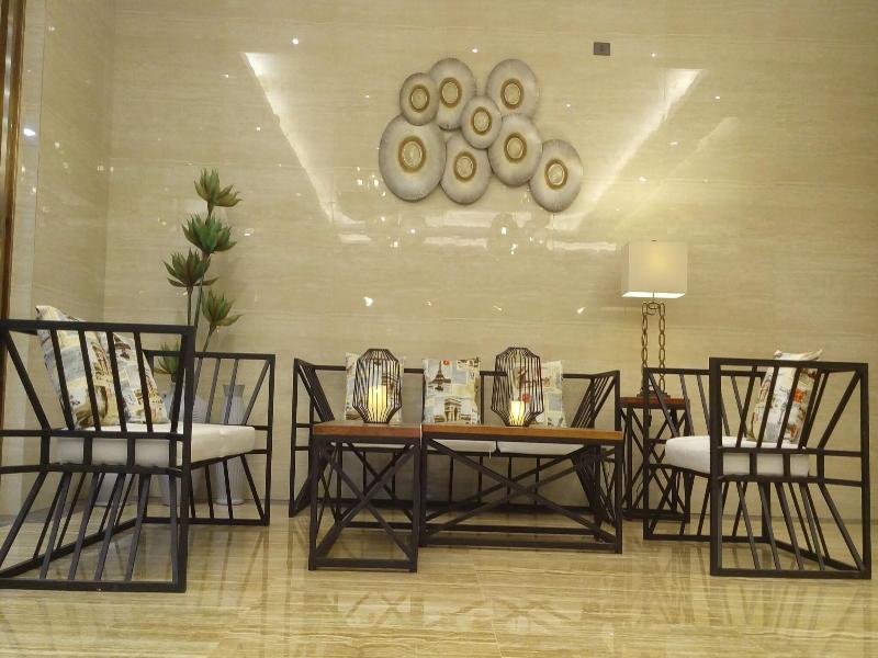 Lotus Blu Hotel