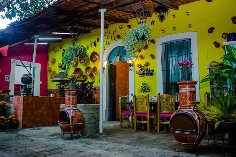 Casona Tlaquepaque Temazcal Y Spa image