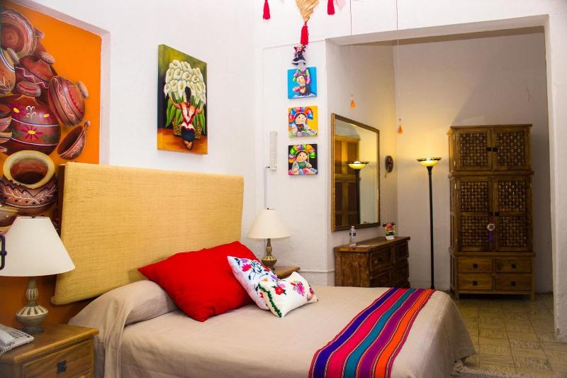 Casona Tlaquepaque Temazcal Y Spa image