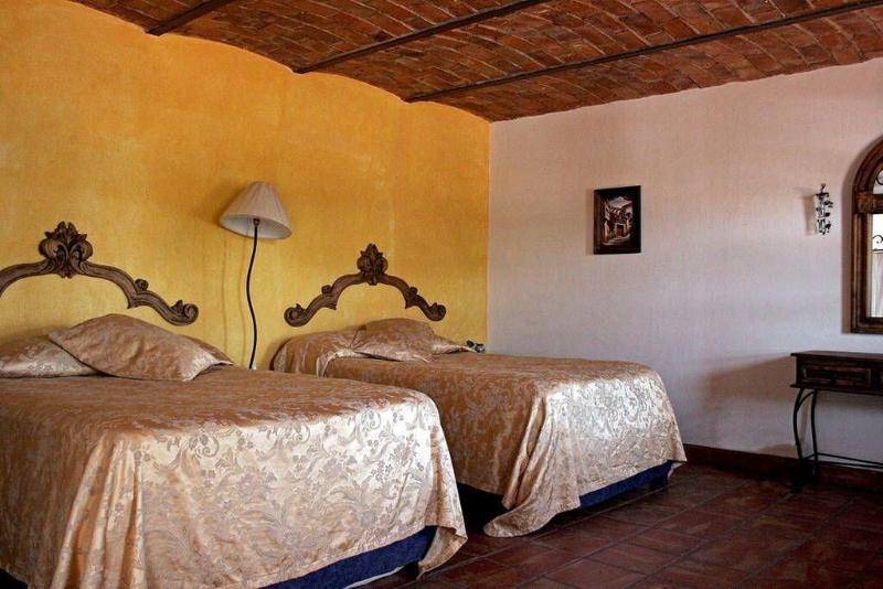 Hotel Santo Santiago image
