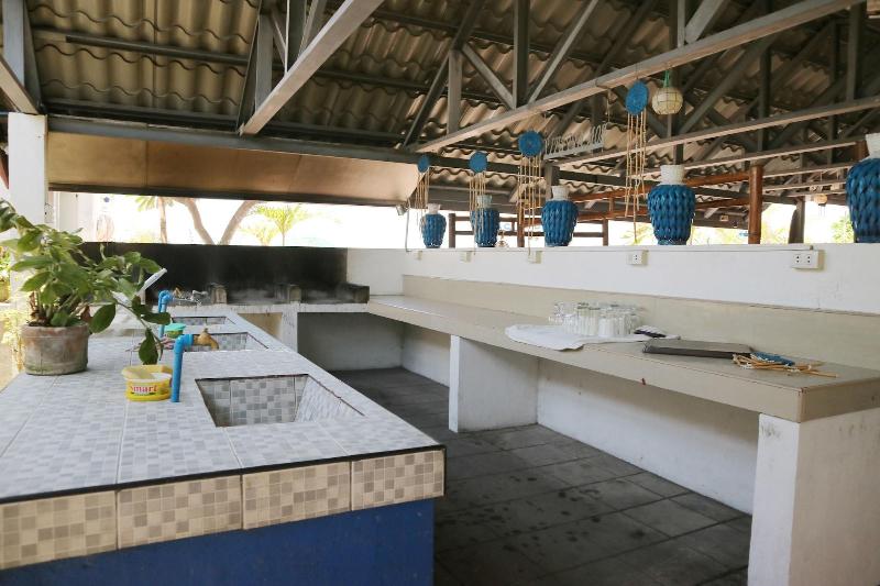 Isla Bonita Beach Resort image
