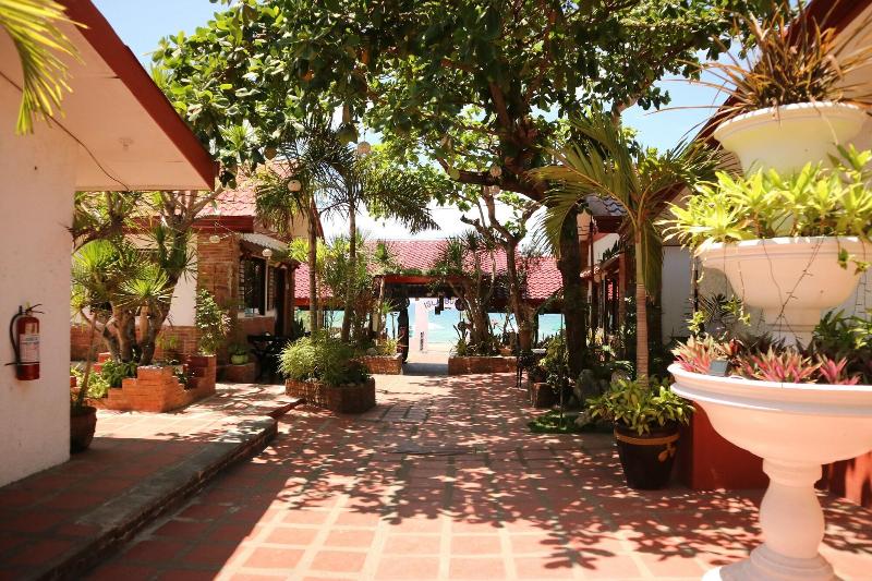 Isla Bonita Beach Resort image
