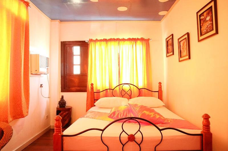 Isla Bonita Beach Resort image