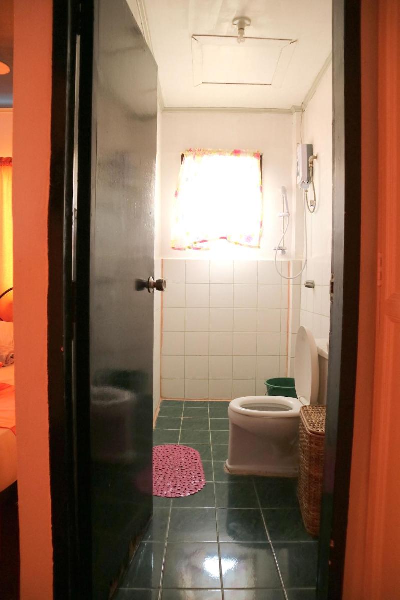 Isla Bonita Beach Resort image